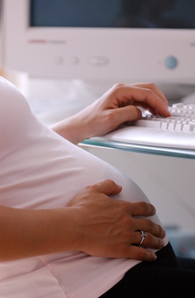 Arbeit und Schwangerschaft: Wichtiges über den arbeitsrechtlichen Mutterschutz
