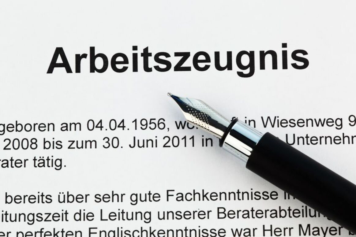 Wie viele Arbeitszeugnisse lege ich der Bewerbung bei - suedostschweizjobs.ch 1